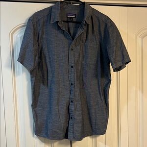 Patagonia Men's Charcoal Button Down Shirt